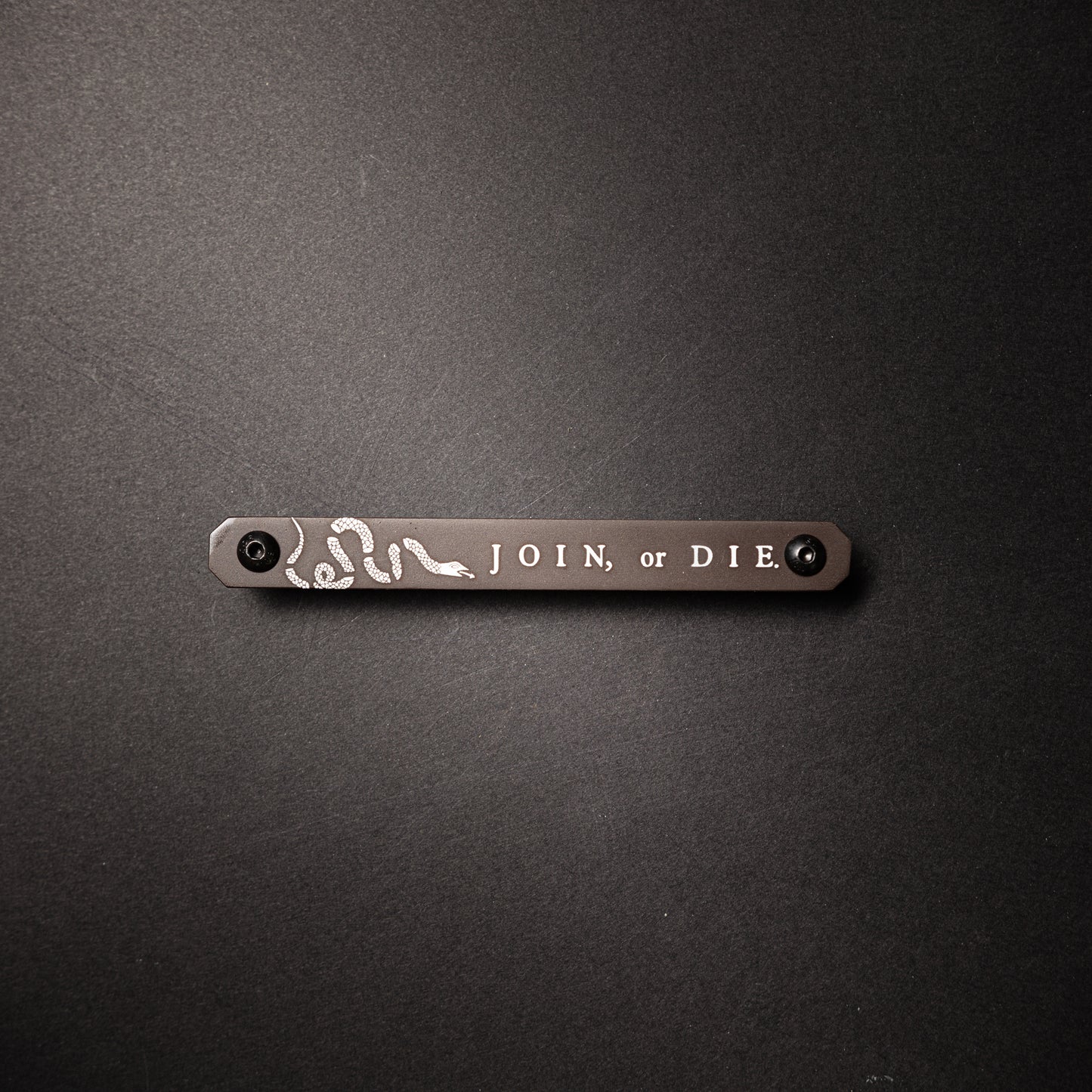 Join or Die Version 2-Large Tag