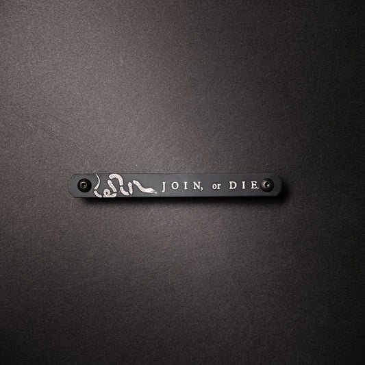 Join or Die Version 1-Large Tag